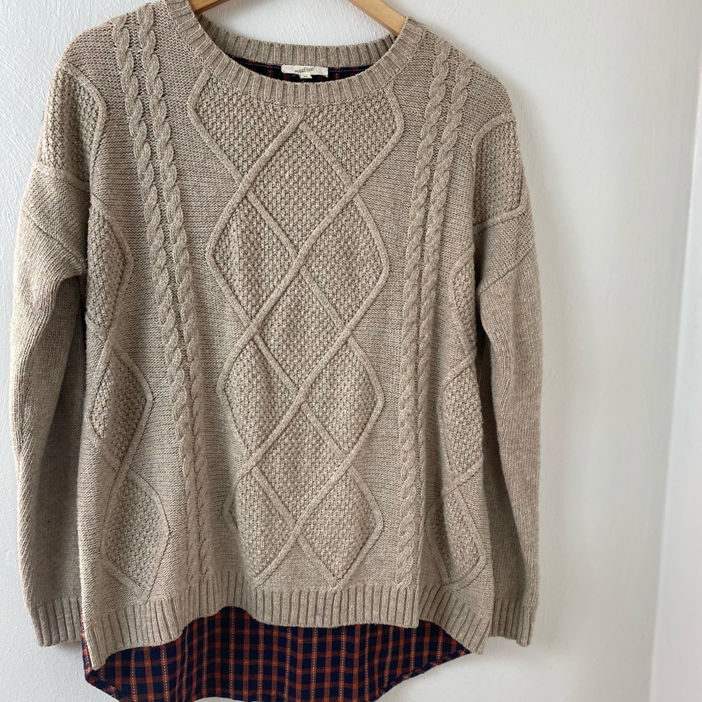My Street Hi/Low Style Sweater. Tan. Sz M.